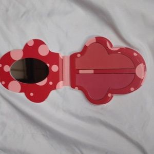 Revolution x Disney's Minnie Mouse Steal The Show Blusher Duo